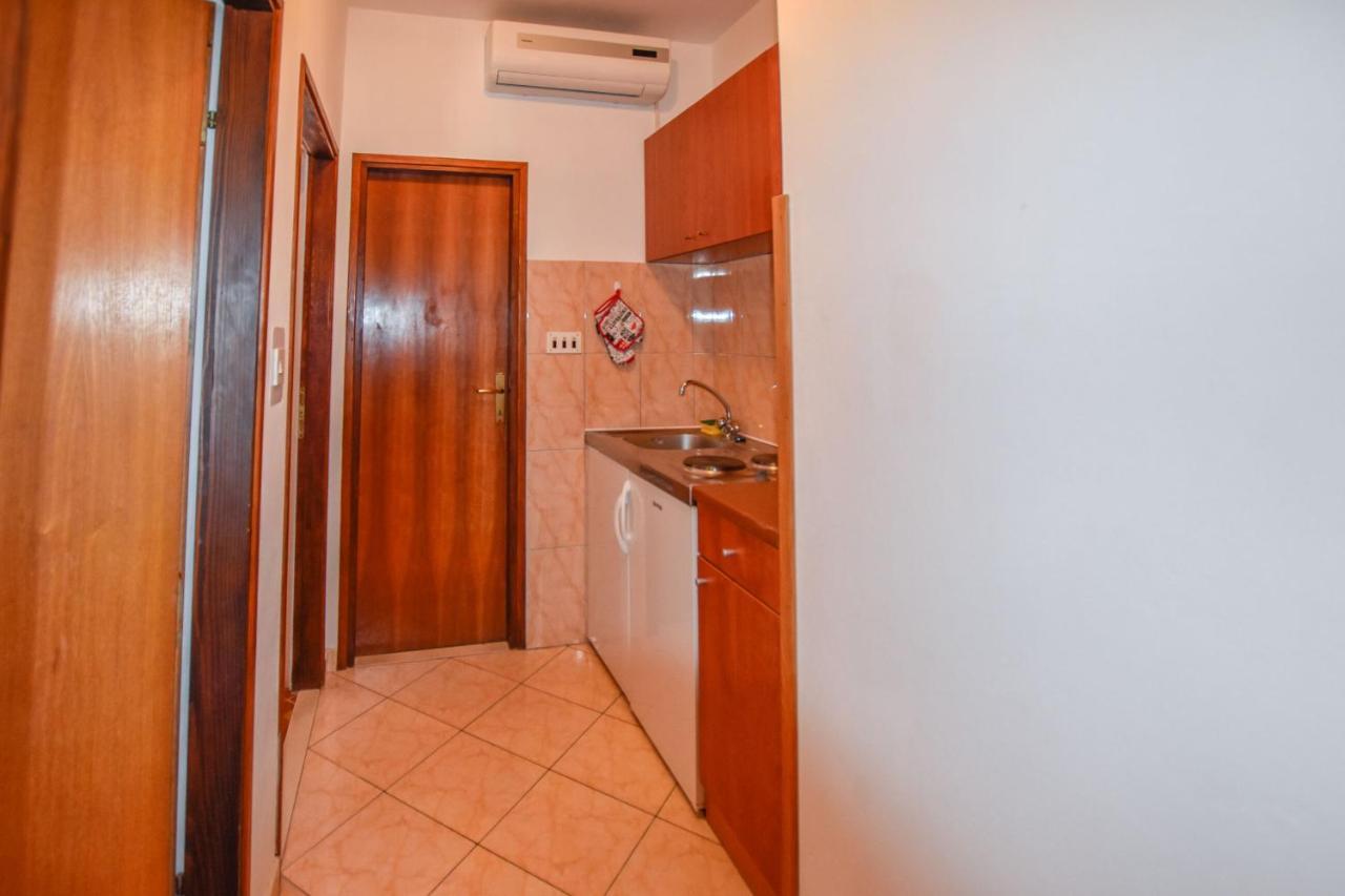 Apartments Marica ซูโกชัน ภายนอก รูปภาพ